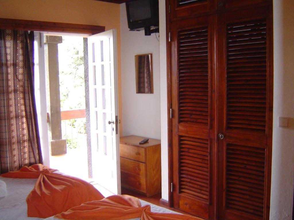 Montanha Hotel Sao Roque do Pico Ruang foto